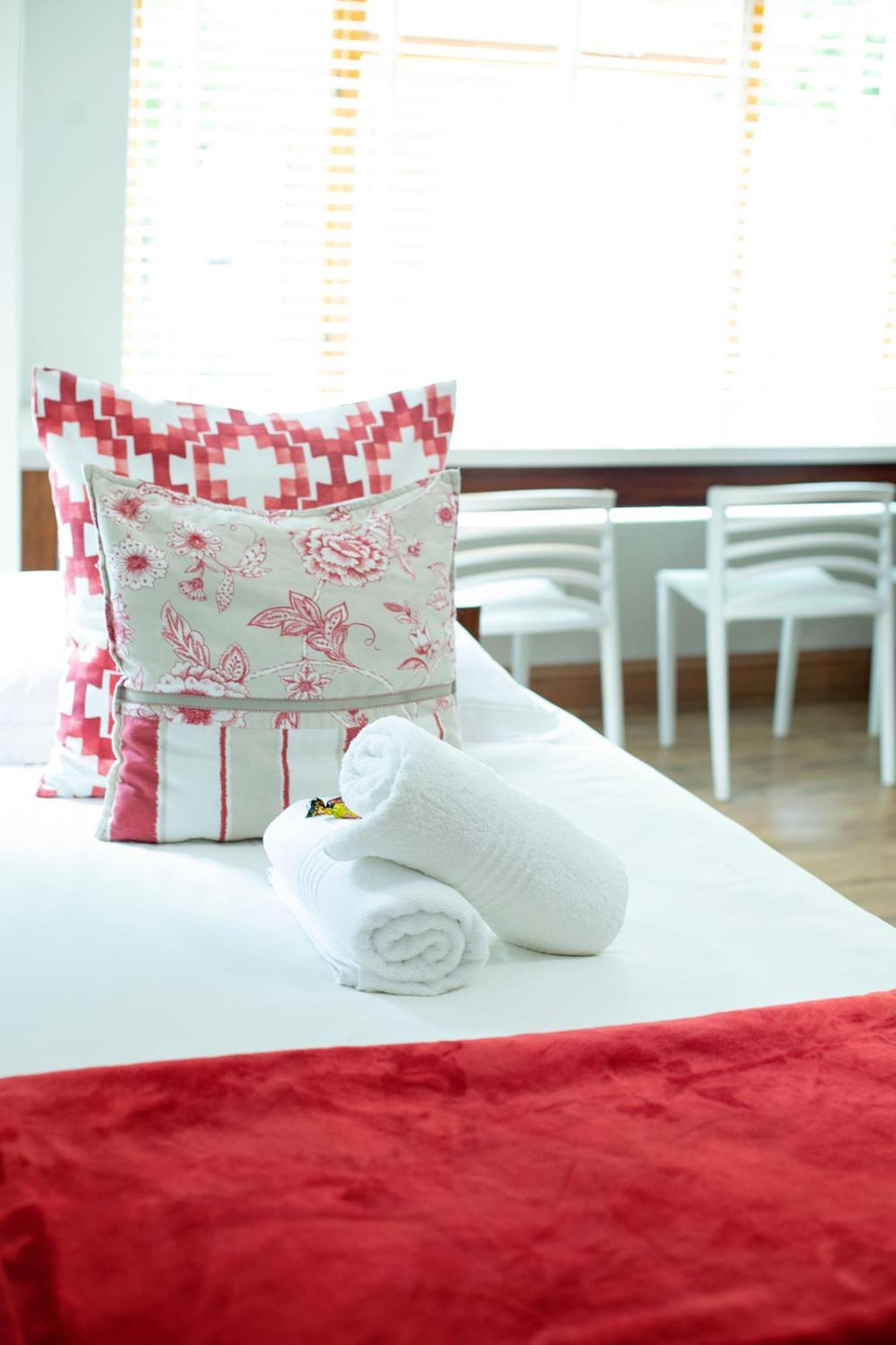 Crisp Guest Rooms ブルームフォンテーン エクステリア 写真