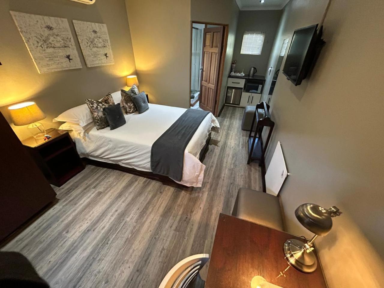 Crisp Guest Rooms ブルームフォンテーン エクステリア 写真