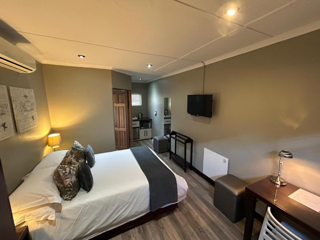 Crisp Guest Rooms ブルームフォンテーン エクステリア 写真