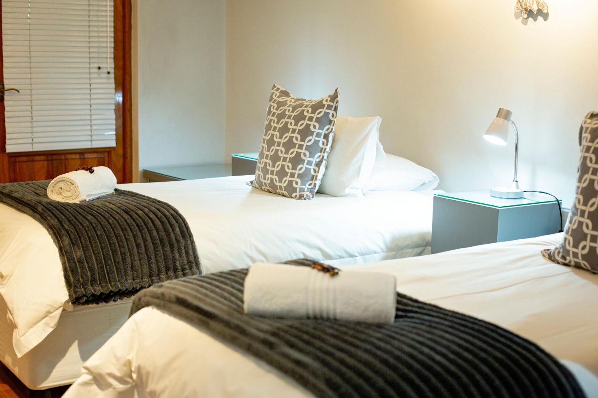 Crisp Guest Rooms ブルームフォンテーン エクステリア 写真